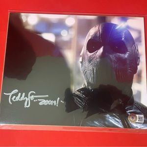 Teddy Sears Autographed 8x10 Photo! Inscribed “Zoom”